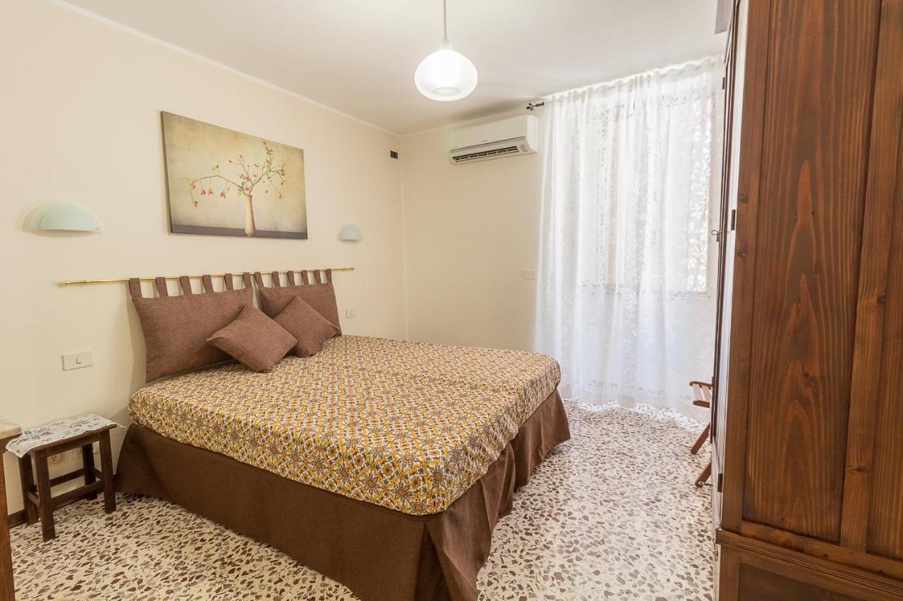 Апартаменты Casa Nel Cortile Чефалу Экстерьер фото